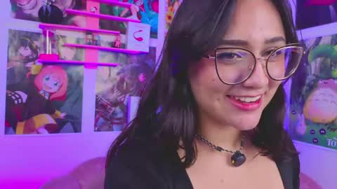 Snapshot of kitty_niki chatting on May 2026 11:46:02 PM Nicol Gomez online show from May 2026 11:46:02 PM