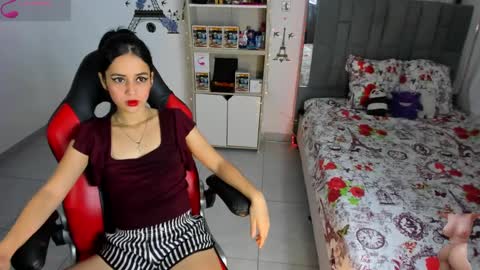 Snapshot of kitty_scoot chatting on September 2025 01:16:02 AM kitty_scoot online show from September 2025 01:16:02 AM