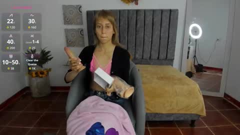 Aleja online show from October 2025 06:50:02 PM