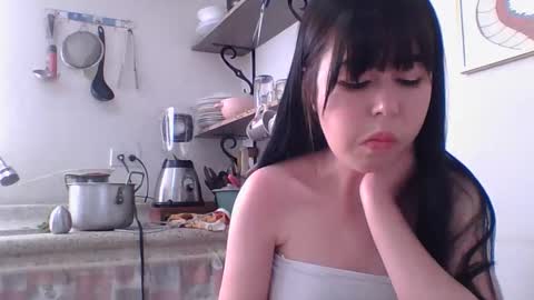kitty_small69 online show from December 2025 07:53:02 PM