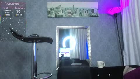Snapshot of kitty_wichis chatting on June 2026 06:33:02 AM Kendall Saray online show from June 2026 06:33:02 AM