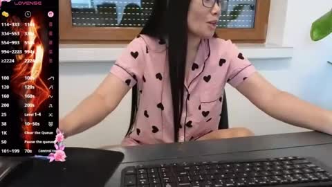 kittybabe0528 online show from July 2026 06:19:02 AM