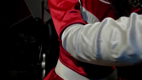 Snapshot of kittycute_1 chatting on December 2024 10:45:01 PM Cata Moon online show from December 2024 10:45:01 PM