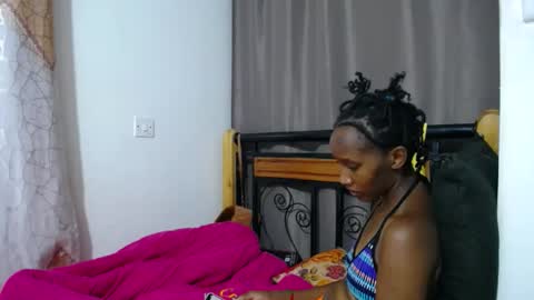 Fay online show from April 2026 07:58:01 PM