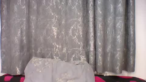 Snapshot of kittygleam chatting on September 2025 05:12:02 PM kittygleam online show from September 2025 05:12:02 PM