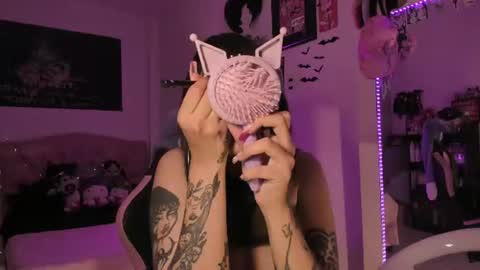 Snapshot of kittygoth_ chatting on July 2026 10:34:02 PM Kitty Goth online show from July 2026 10:34:02 PM