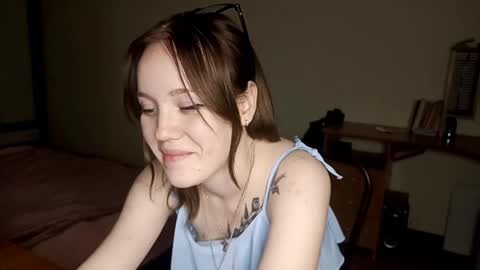 kittyjennys online show from September 2025 03:50:01 PM
