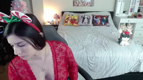 Isabel online show from December 2025 02:38:01 AM