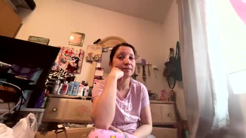 Snapshot of kittyluvx chatting on February 2025 03:17:02 PM kittyluvx online show from February 2025 03:17:02 PM