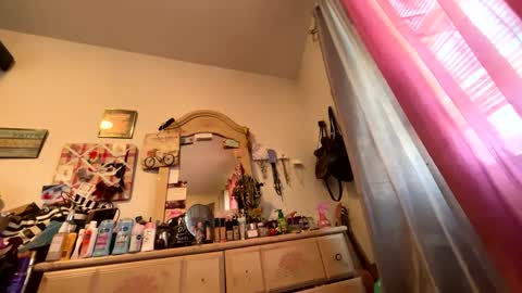 Snapshot of kittyluvx chatting on February 2025 03:21:01 PM kittyluvx online show from February 2025 03:21:01 PM
