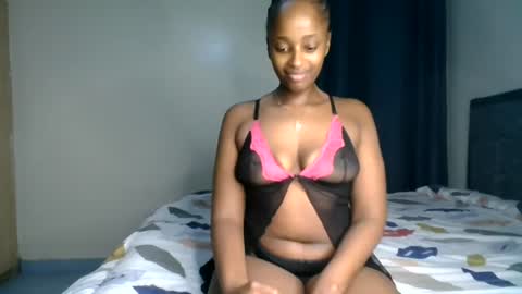 Snapshot of kittypettite chatting on July 2026 05:39:01 PM Kittypettite online show from July 2026 05:39:01 PM