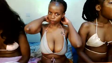 Snapshot of kittyrose_20 chatting on July 2026 06:47:02 AM Kittyrose 20 online show from July 2026 06:47:02 AM
