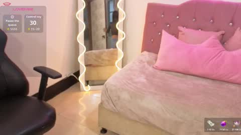 Kitty  online show from October 2025 11:42:02 AM