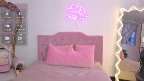 Kitty  online show from October 2025 11:43:01 AM