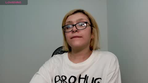 Kitty Trixy online show from May 2026 11:13:02 PM