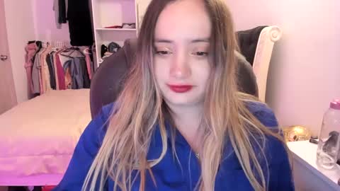 kittywantslove23 online show from October 2025 10:41:01 PM