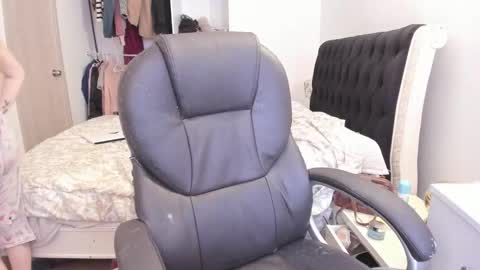 kittywantslove23 online show from February 2026 07:50:02 PM