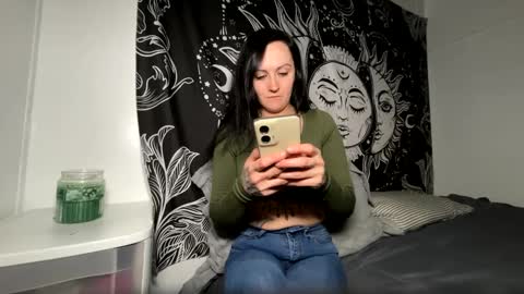 Kitty online show from February 2025 01:02:01 AM