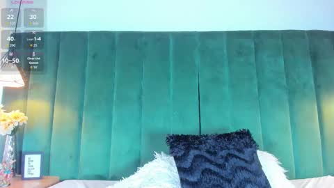 Snapshot of kittyy_milk chatting on September 2025 05:25:01 PM K I T T Y Y online show from September 2025 05:25:01 PM