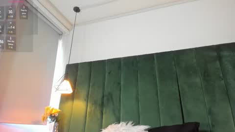 Snapshot of kittyy_milk chatting on October 2025 08:20:01 PM K I T T Y Y online show from October 2025 08:20:01 PM