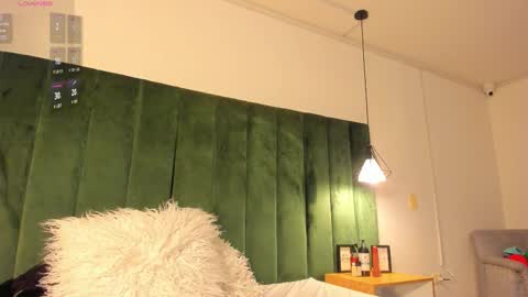 Snapshot of kittyy_milk chatting on November 2025 09:16:02 PM K I T T Y Y online show from November 2025 09:16:02 PM