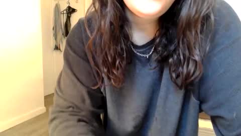 Kittyymaze online show from April 2026 12:30:02 PM