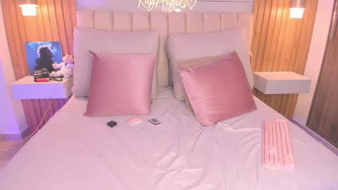 Snapshot of kity_angelss chatting on February 2026 01:48:02 AM Angel Independent Model online show from February 2026 01:48:02 AM