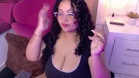 Kitty Hill online show from March 2026 07:15:01 AM