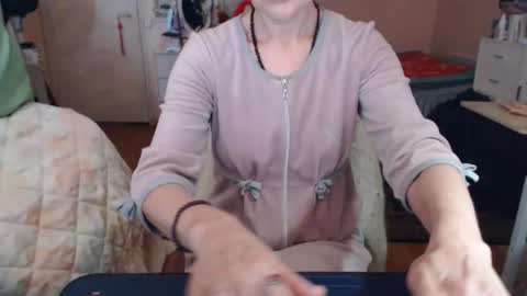 KiuminBerry online show from November 2025 10:10:02 AM