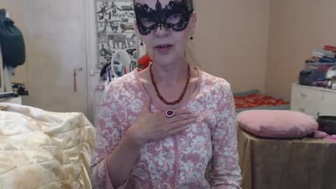 Snapshot of kiuminberry chatting on July 2026 12:47:01 PM KiuminBerry online show from July 2026 12:47:01 PM