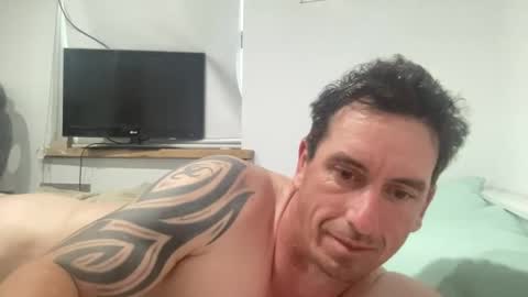 Snapshot of kiwibuzzer chatting on October 2025 08:04:02 PM Champ online show from October 2025 08:04:02 PM