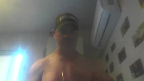 kiwiguy19773 online show from February 2026 02:40:01 AM