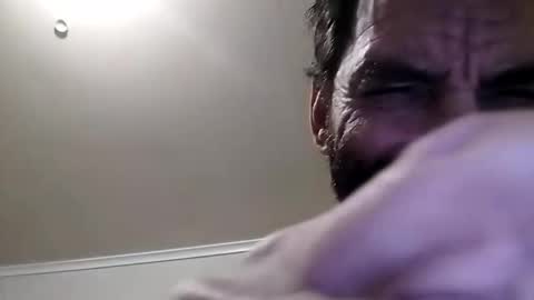 Snapshot of kiwihard008 chatting on June 2026 06:22:02 PM kiwihard008 online show from June 2026 06:22:02 PM