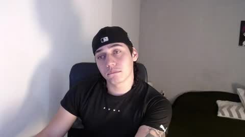 kiyo__ online show from April 2026 11:18:02 PM