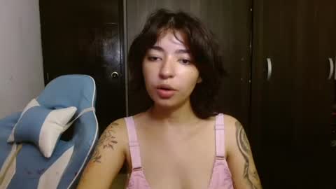 Snapshot of kiyusweetcrazy chatting on June 2026 01:48:01 AM kiyu online show from June 2026 01:48:01 AM
