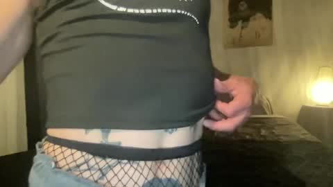 kiza_uwu online show from June 2026 11:38:02 PM