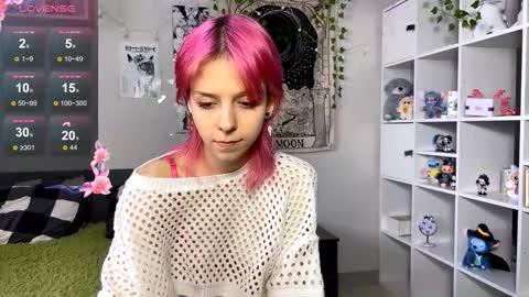 Luna online show from March 2026 10:10:01 AM