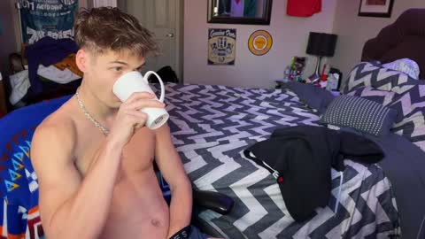 Kyle online show from December 2024 03:22:02 PM