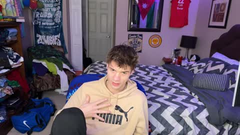 Kyle online show from January 2025 02:43:01 PM