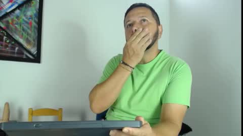 Snapshot of klarck_ chatting on March 2025 01:48:01 PM Klarck online show from March 2025 01:48:01 PM
