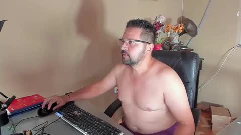 Snapshot of klarck_ chatting on October 2025 08:41:01 PM Klarck online show from October 2025 08:41:01 PM