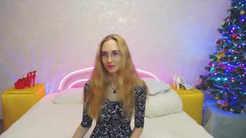 Snapshot of klaryevans chatting on December 2024 11:18:01 AM Klary online show from December 2024 11:18:01 AM