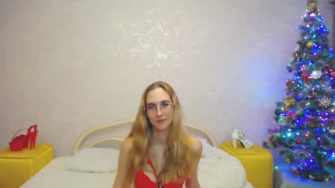 Snapshot of klaryevans chatting on December 2024 06:12:01 PM Klary online show from December 2024 06:12:01 PM