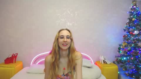 Snapshot of klaryevans chatting on December 2024 12:42:01 PM Klary online show from December 2024 12:42:01 PM