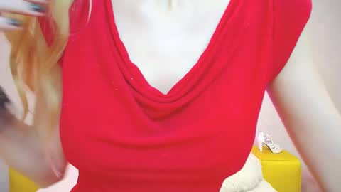 Snapshot of klaryevans chatting on February 2025 02:54:02 PM Klary online show from February 2025 02:54:02 PM