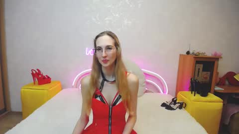 Snapshot of klaryevans chatting on March 2025 05:11:02 PM Klary online show from March 2025 05:11:02 PM