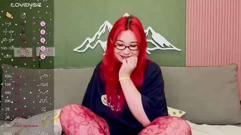 Klee online show from October 2025 05:21:02 AM