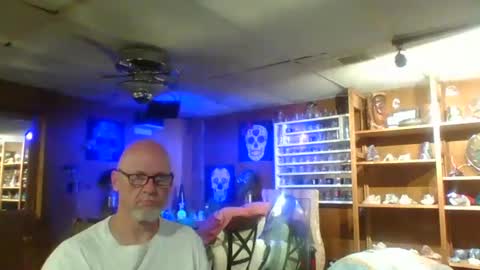 Snapshot of kleeeen chatting on October 2025 02:53:02 AM MrKleeen online show from October 2025 02:53:02 AM