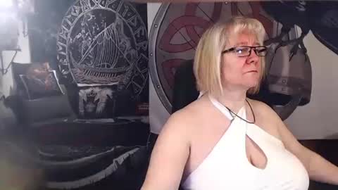 Michelle online show from February 2025 06:43:01 PM