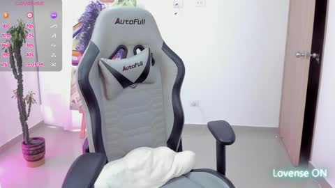 Christina online show from March 2025 08:35:02 PM